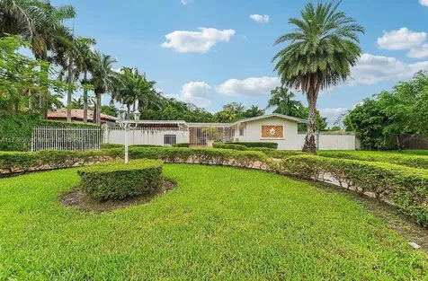 8365 SW 4th Street Miami FL 33144