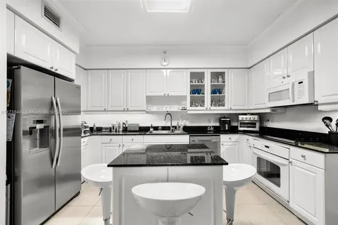 717 Crandon Boulevard Key Biscayne FL 33149
