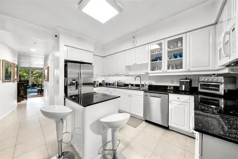 717 Crandon Boulevard Key Biscayne FL 33149