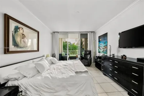 717 Crandon Boulevard Key Biscayne FL 33149