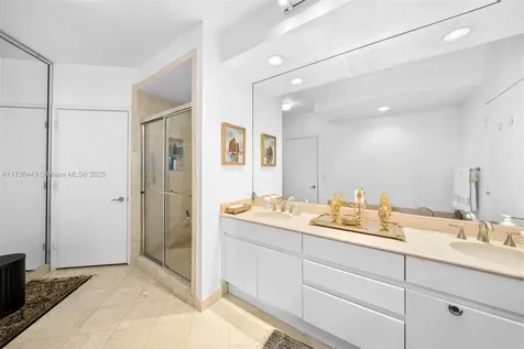 717 Crandon Boulevard Key Biscayne FL 33149