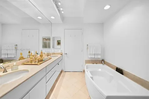 717 Crandon Boulevard Key Biscayne FL 33149
