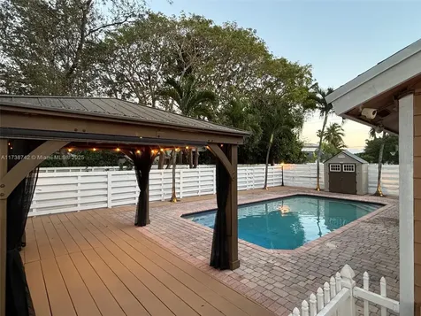 15023 SW 139th Place Miami FL 33186