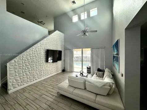 2602 Augusta Drive Homestead FL 33035