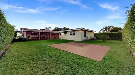 9941 SW 23rd Street Miami FL 33165