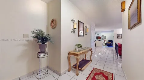 9941 SW 23rd Street Miami FL 33165