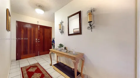 9941 SW 23rd Street Miami FL 33165