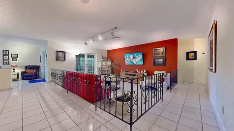 9941 SW 23rd Street Miami FL 33165