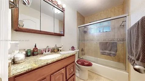 9941 SW 23rd Street Miami FL 33165