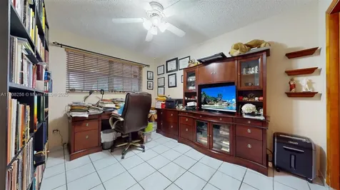 9941 SW 23rd Street Miami FL 33165