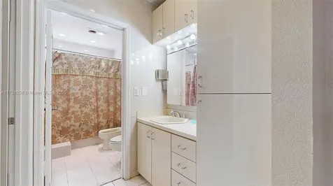 9941 SW 23rd Street Miami FL 33165