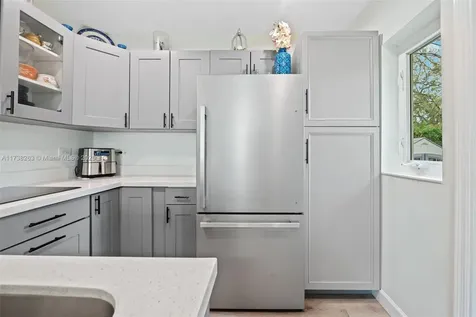 270 Laurel Way Miami Springs FL 33166