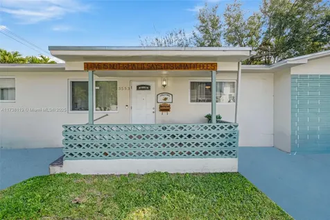 3553 Hibiscus Street Miami FL 33133