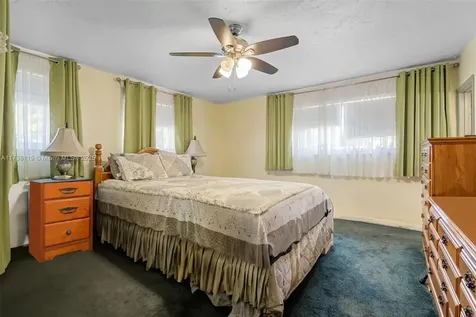3553 Hibiscus Street Miami FL 33133