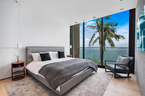 1369 N Venetian Way Miami FL 33139