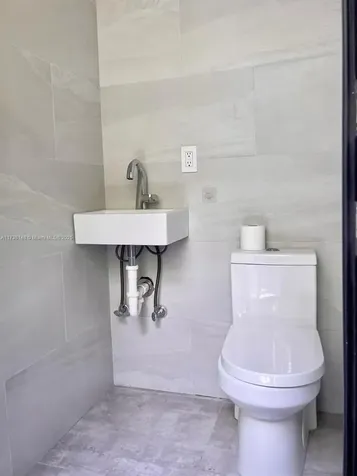 256 Palmetto Drive Miami Springs FL 33166