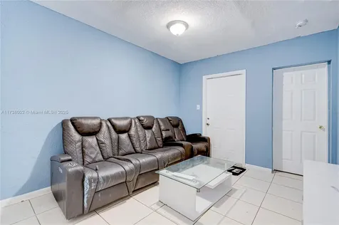 2730 NW 19th Avenue Miami FL 33142