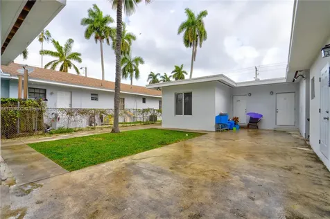 2730 NW 19th Avenue Miami FL 33142
