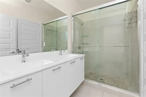 4760 NW 83rd Parkway Doral FL 33166