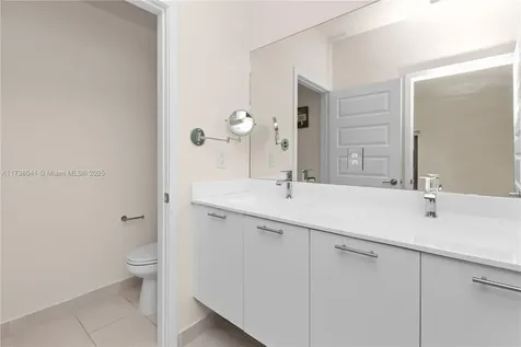 4760 NW 83rd Parkway Doral FL 33166