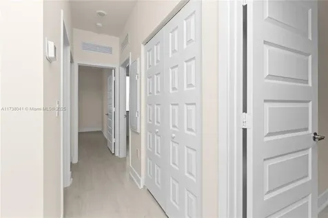 4760 NW 83rd Parkway Doral FL 33166