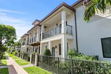 4760 NW 83rd Parkway Doral FL 33166