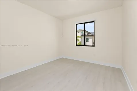4760 NW 83rd Parkway Doral FL 33166
