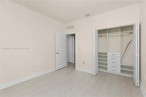 4760 NW 83rd Parkway Doral FL 33166