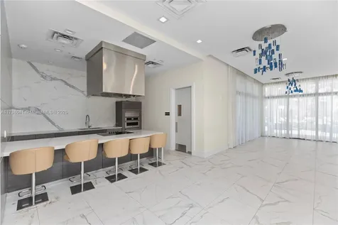 4760 NW 83rd Parkway Doral FL 33166