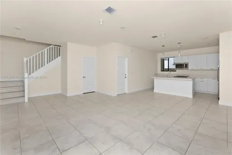 4760 NW 83rd Parkway Doral FL 33166