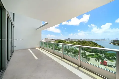 900 Biscayne Boulevard Miami FL 33132
