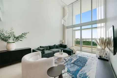900 Biscayne Boulevard Miami FL 33132