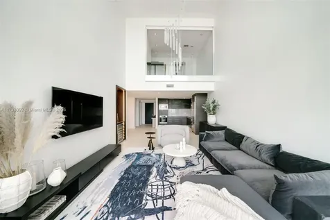900 Biscayne Boulevard Miami FL 33132