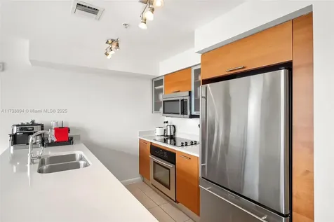 3250 NE 1st Avenue Miami FL 33137