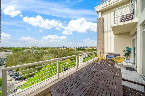3250 NE 1st Avenue Miami FL 33137