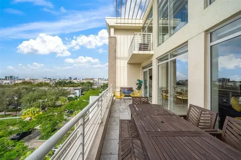 3250 NE 1st Avenue Miami FL 33137