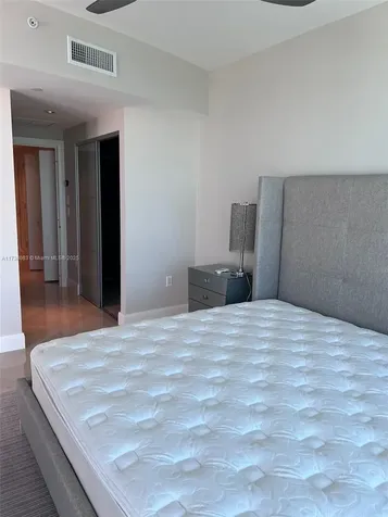 17121 Collins Avenue Sunny Isles Beach FL 33160