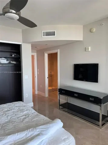 17121 Collins Avenue Sunny Isles Beach FL 33160