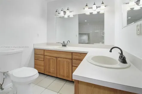 1240 S Fieldlark Lane Homestead FL 33035