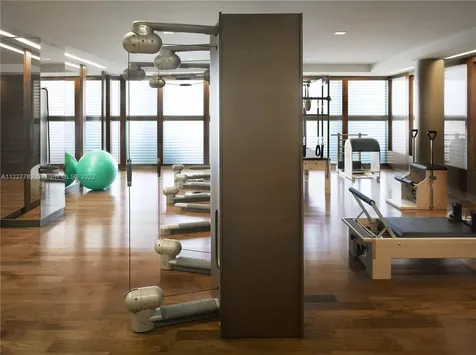 6801 Collins Avenue Miami Beach FL 33141