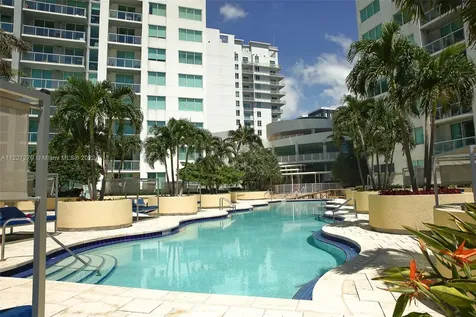 253 NE 2nd Street Miami FL 33132