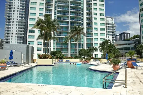 253 NE 2nd Street Miami FL 33132