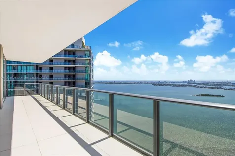 650 NE 32nd Street Miami FL 33137