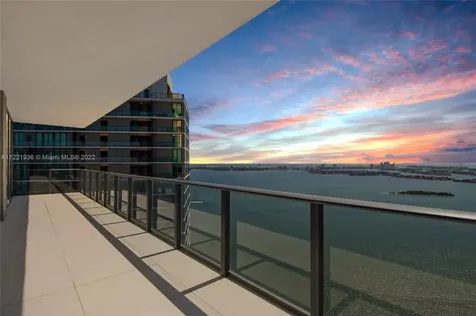 650 NE 32nd Street Miami FL 33137