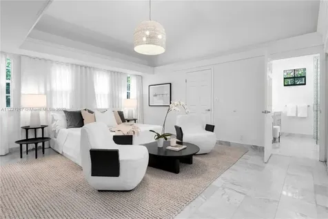 5660 Pine Tree Drive Miami Beach FL 33140