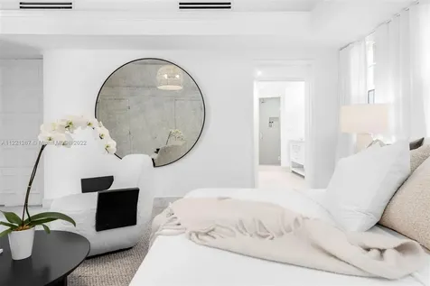 5660 Pine Tree Drive Miami Beach FL 33140
