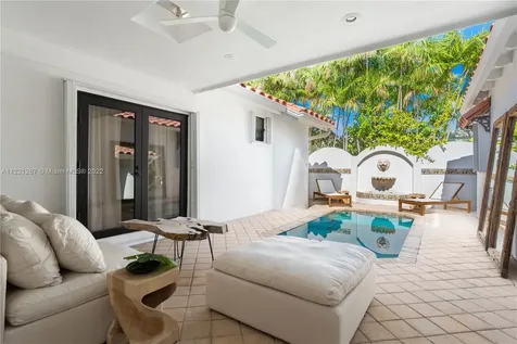 5660 Pine Tree Drive Miami Beach FL 33140