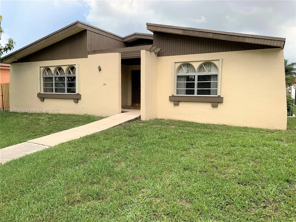 240 SE 7th Street Dania Beach FL 33004