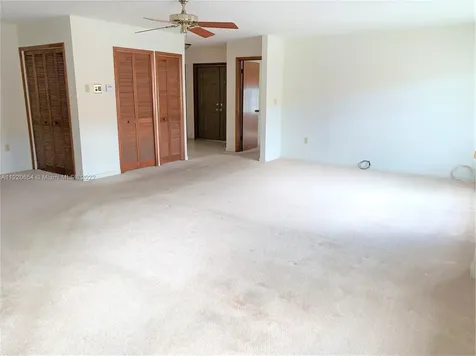 240 SE 7th Street Dania Beach FL 33004
