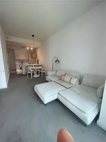 501 NE 31 Miami FL 33137